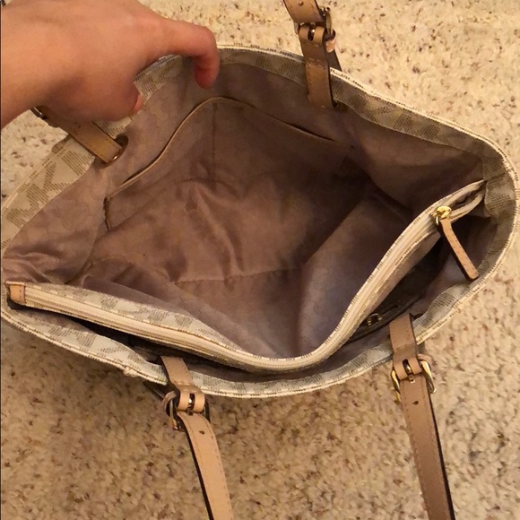 Michael kors handbag - Picture 4 of 4